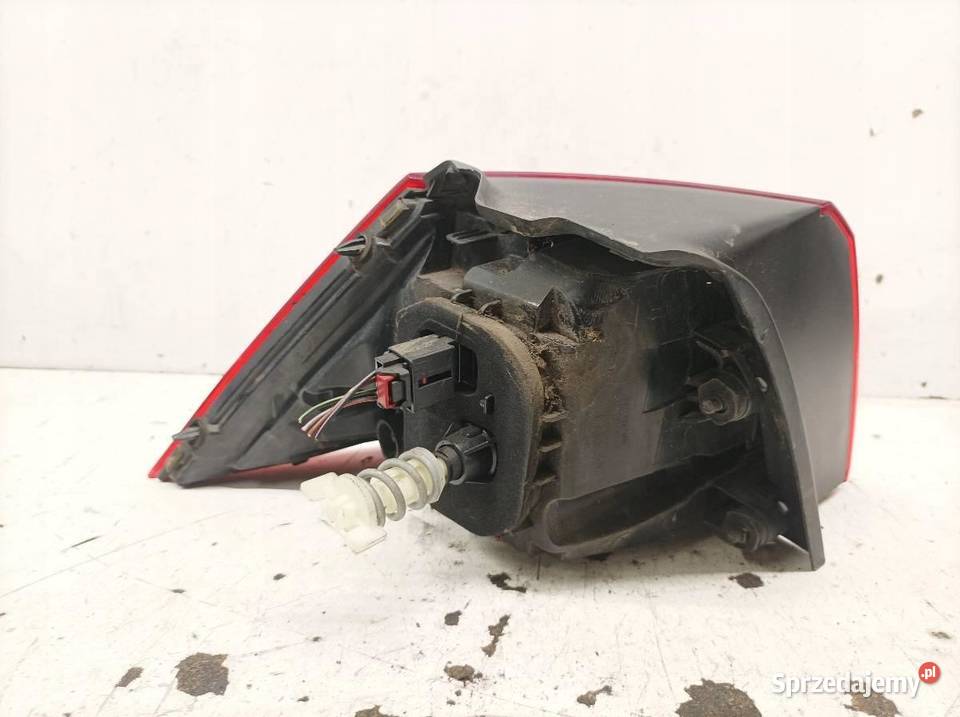 LAMPA TYŁ PRAWA LED 5D HB GTI 5G0945208 VW