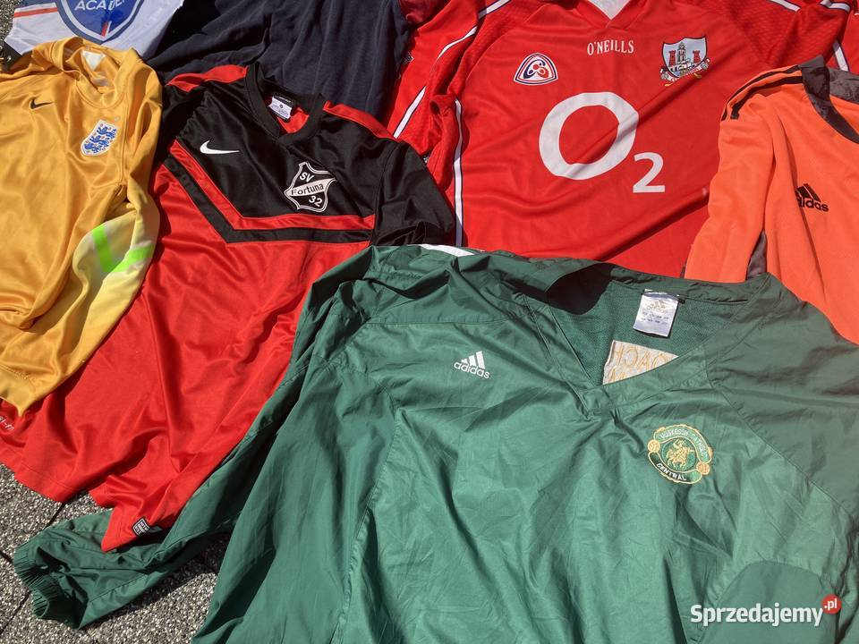 Wyprzedaż Garażowa Koszulki piłkarskie sportowe