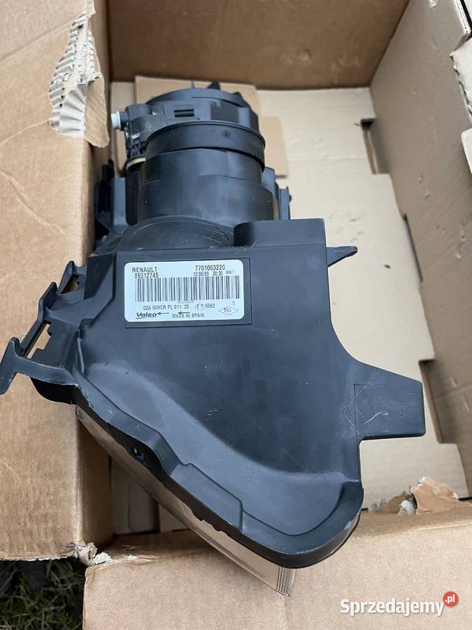 Reflektor RENAULT 7701063220 260103726R Legionowo