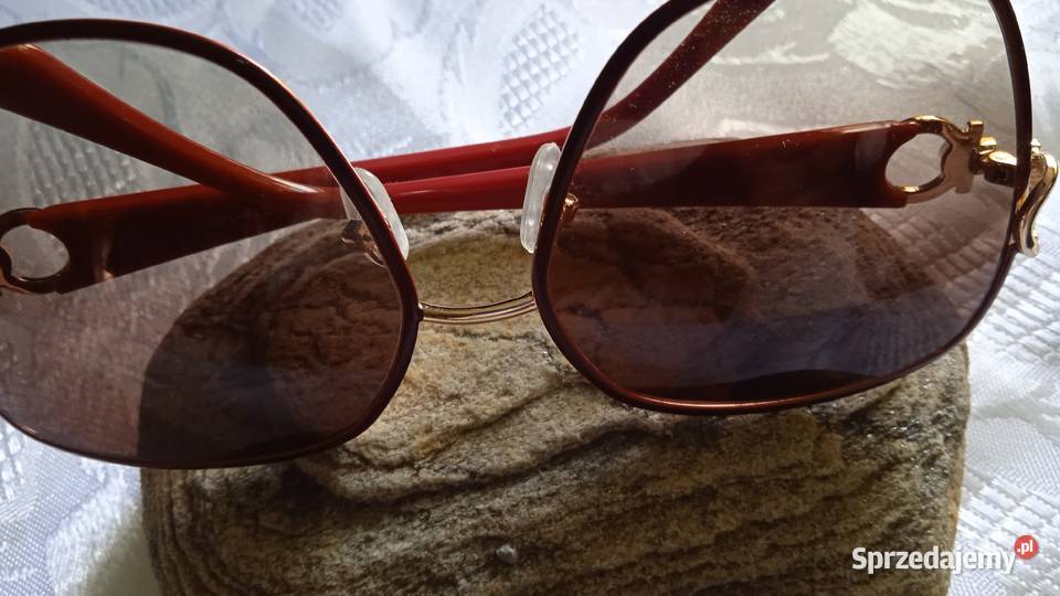 PIĘKNE OKULARY GWIAZD PRZECIWSŁONECZNE Dla kobiet Piła sprzedam
