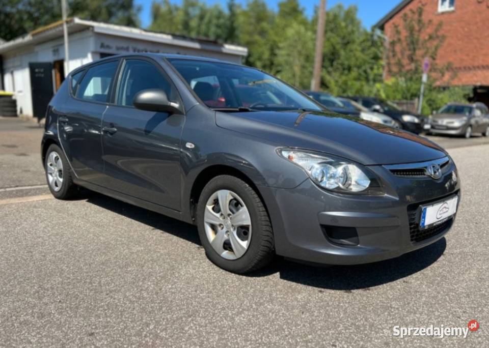 Hyundai i30 14 16V 109 2010 159000 z Niemiec Przeworsk