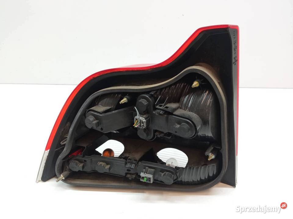 LAMPA TYŁ PRAWA SEDAN Volvo S60 I 20002009