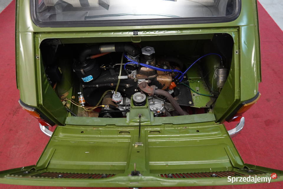 Fiat 126 pierwsza seria serwisie jasny środek Zgierz