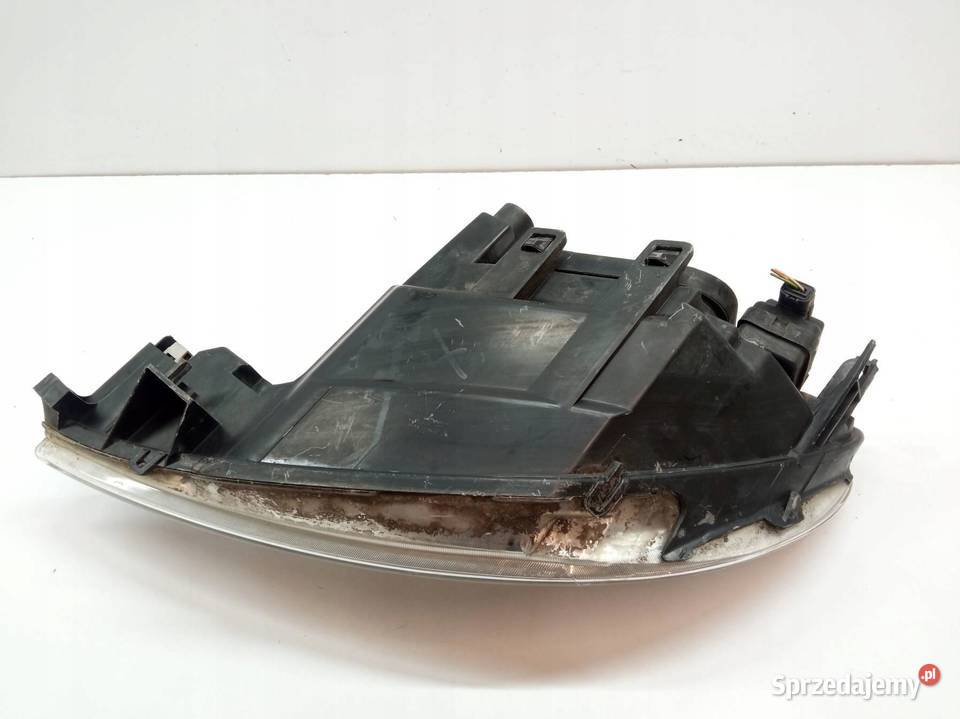 LAMPA PRZÓD PRAWA EUROPA 89002772 Peugeot 206 I osobowe
