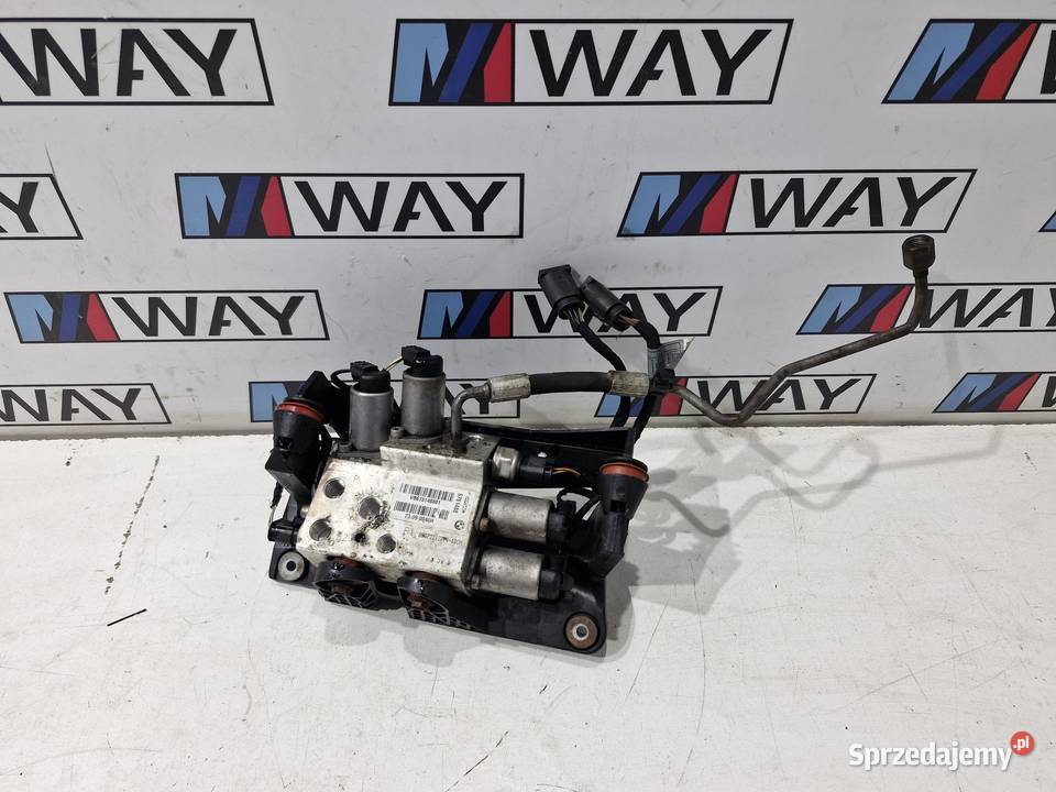 6781488 BMW E60 E61 E63 E64 POMPA ZAWIESZENIA osobowe