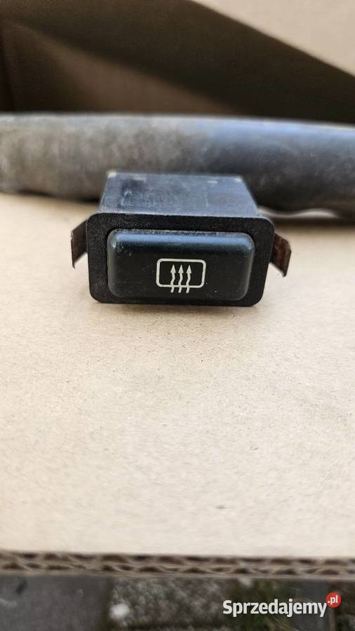 Włącznik ogrzewania tylnej szyby BMW E30 używany Łódź