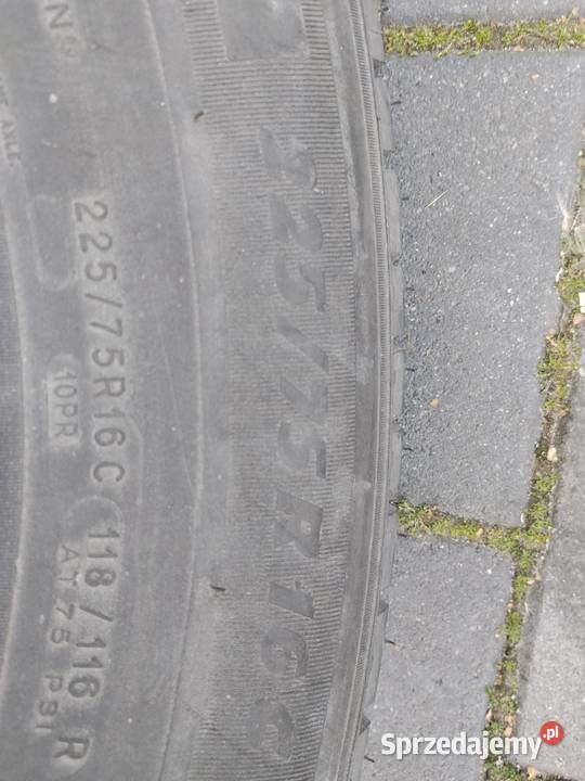 Michelin agilis 225 75 16 C
