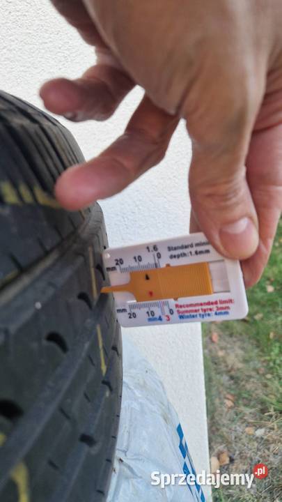 Sprzedam 4 opony zimowe Samochodowe Kraków sprzedam