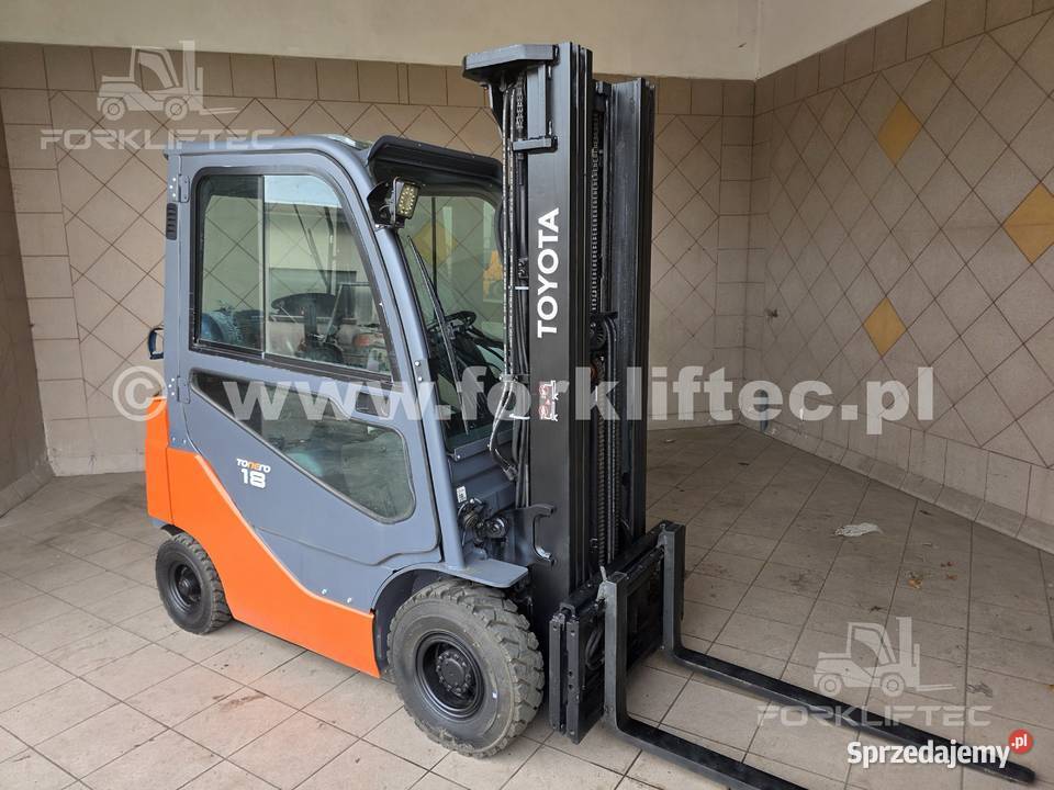Wózek Widłowy TOYOTA 8FGF18 Kabina Triplex gaz Lędziny
