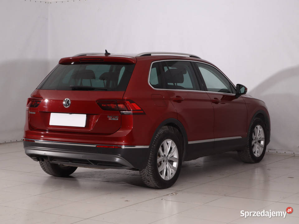 VW Tiguan 20 TSI kamera cofania mazowieckie