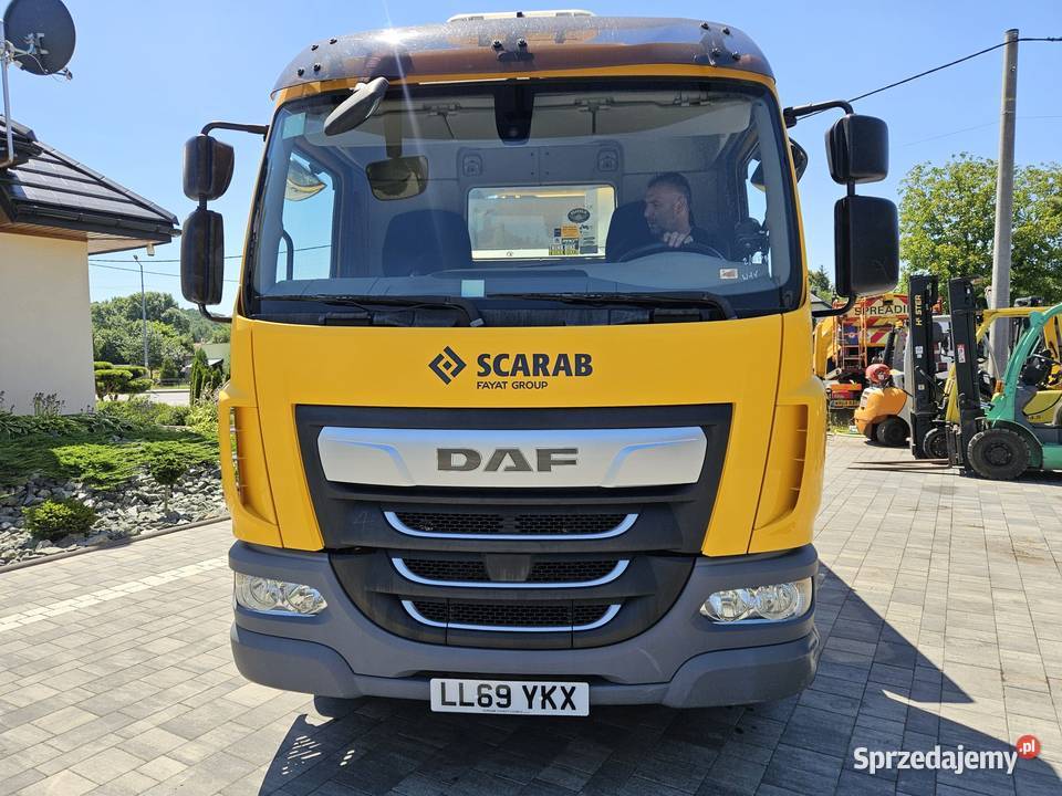 DAF LF 55230 Zamiatarka dwustronna SCARAB MAGNUM podkarpackie Ropczyce sprzedam
