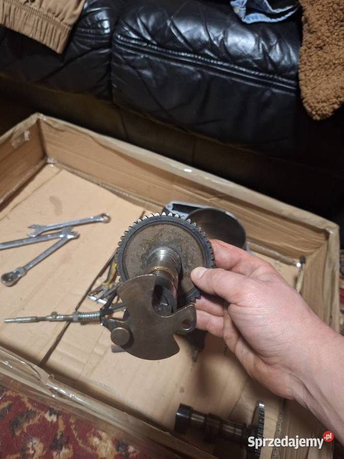 wałek wydechowy klr 600650 dekompresator Piła
