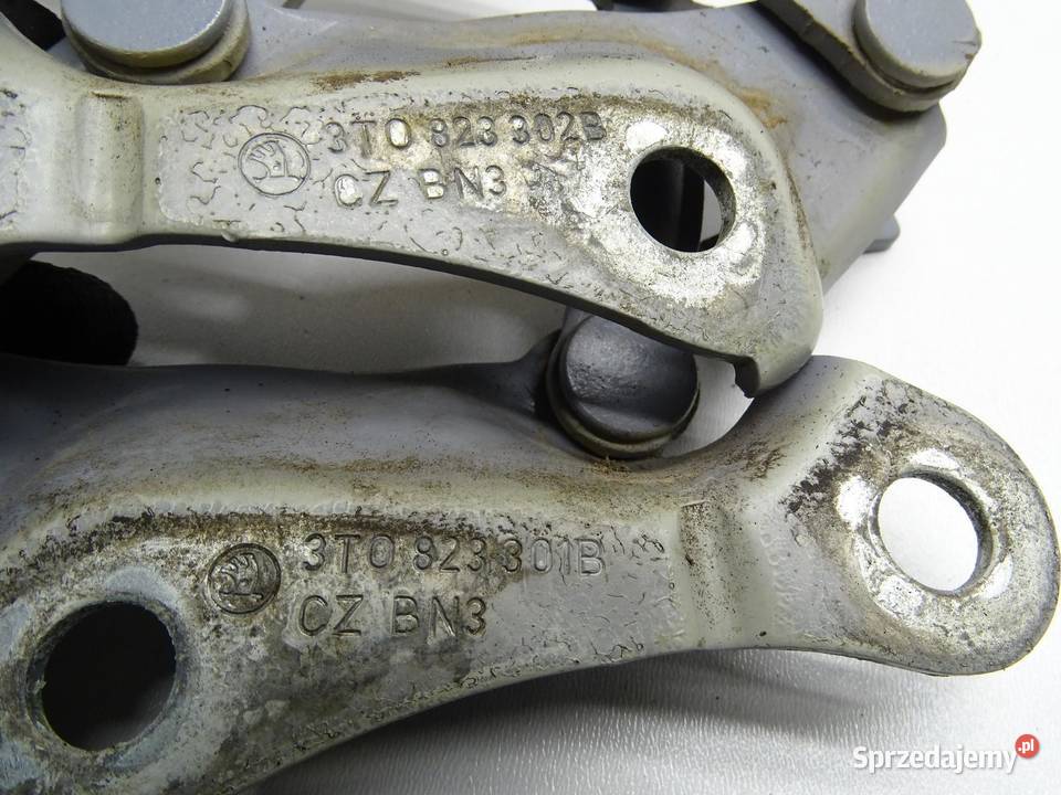 ZAWIAS ZAWIASY MASKI KOMPLET 3T0823301B SKODA osobowe