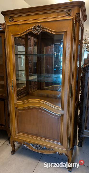 Piękna witrynaserwantka ludwikowska orzechsklep śląskie Dąbrowa Górnicza