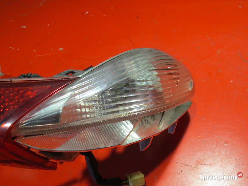 HONDA SH 300 SH300 SH300I 300I 2010 lampa tył Lampy tylne
