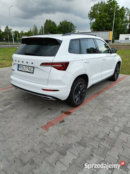 Sprzedam Skodę Karoq polski salon automatyczna Samochody osobowe Golina
