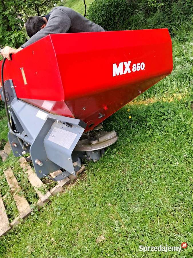 Rozsiewacz nawozów Stawisza