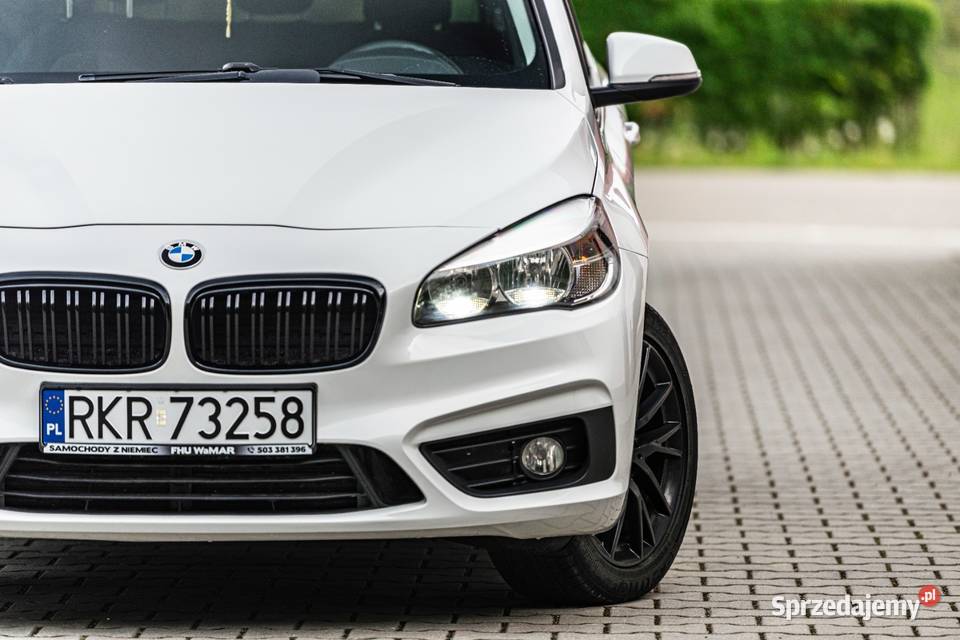 BMW SERIA 2 218d automat VAT marża Zalesie