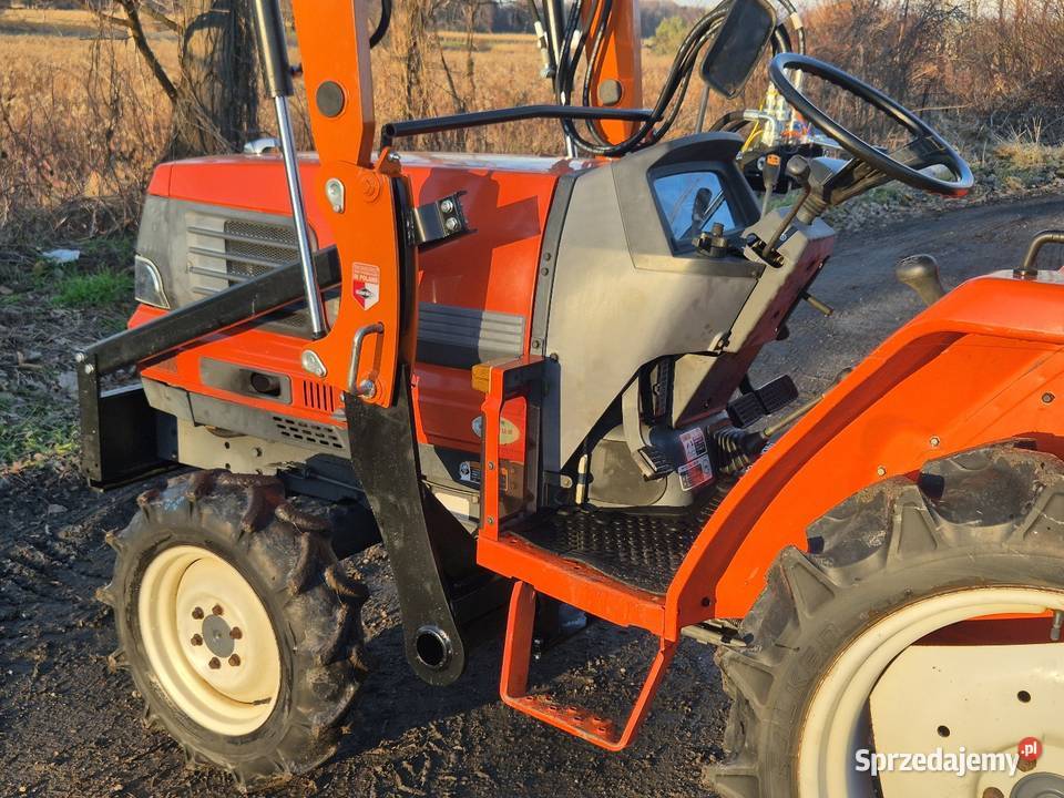 Traktorek KUBOTA GL200D 20 44 Wspomaganie Rewers mechaniczny Małuszyn