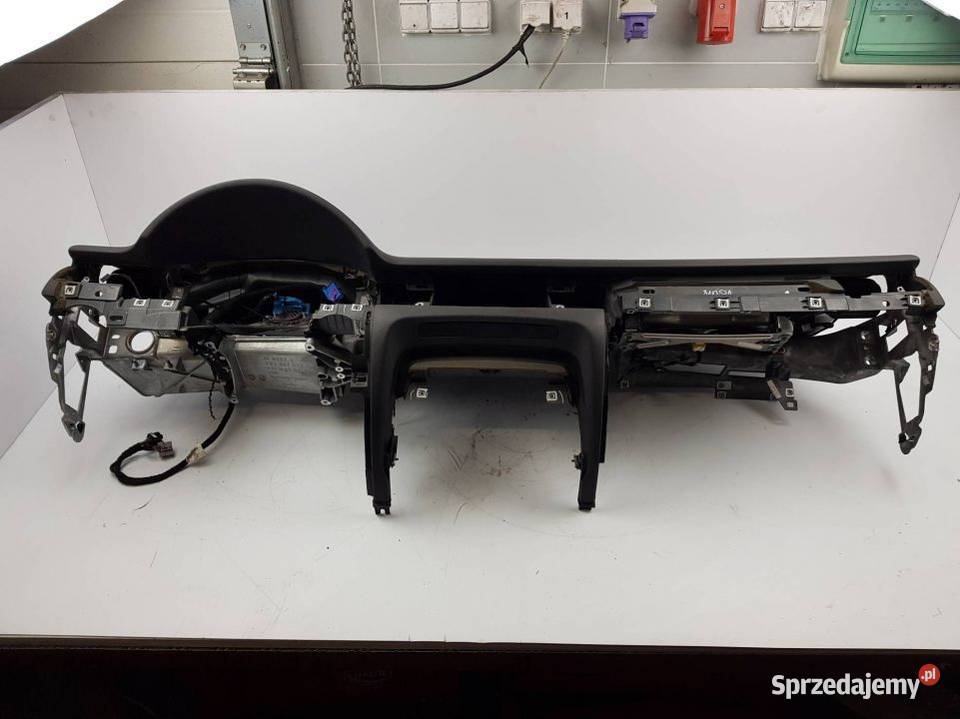 DESKA KOKPIT CZARNA AUDI A8 D3 kujawsko-pomorskie Lipno sprzedam