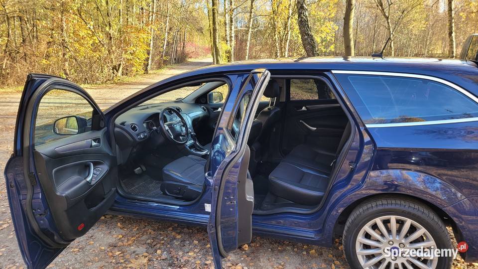Ford Mondeo 1 976 3 203 Xenon Tempomat Skóra światła do jazdy dziennej