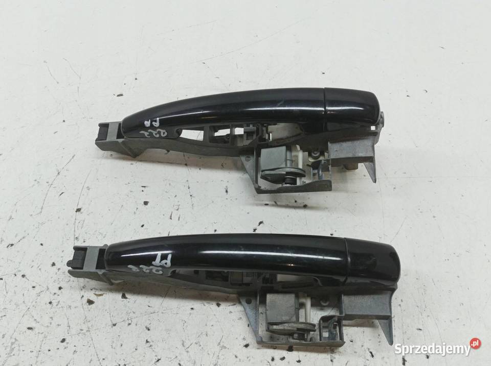 KLAMKA ZEWNĘTRZNA LEWA PRAWA 3 SZTUKI KTVD PP PT Rok produkcji 2014