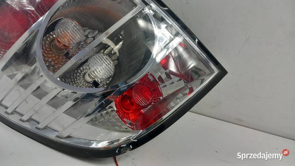 CHEVROLET CAPTIVA I LIFT SUV LAMPA TYŁ LEWA Zbierkowo