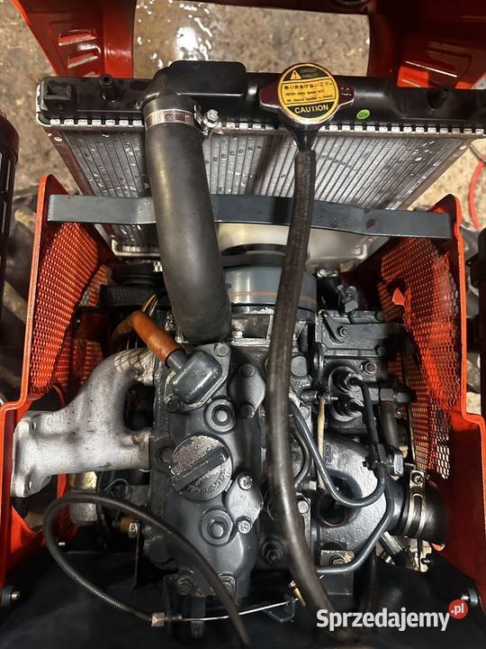 Sprzedam minitraktor KUBOTA B5001 z napędem 4x4 Napęd 4x4 Kielce