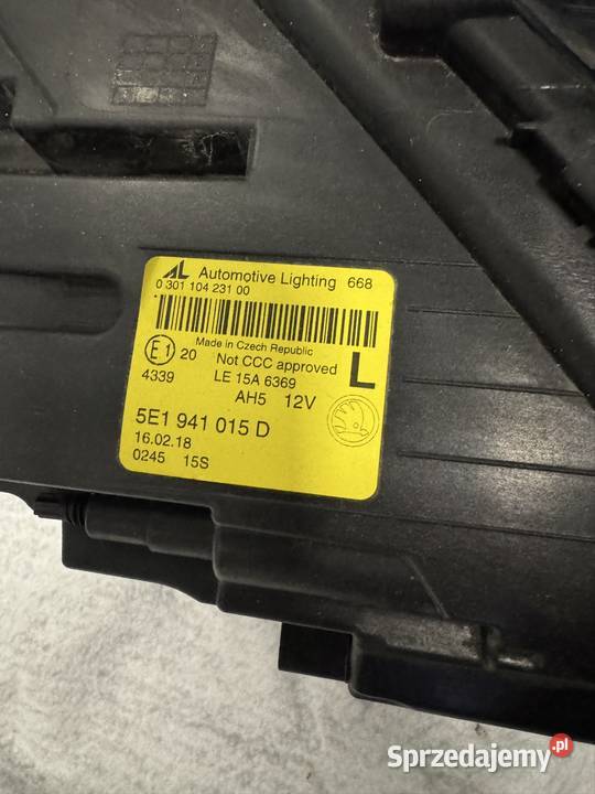 Lampa lewy przód Skoda Octavia III Lift 16 Jasienica