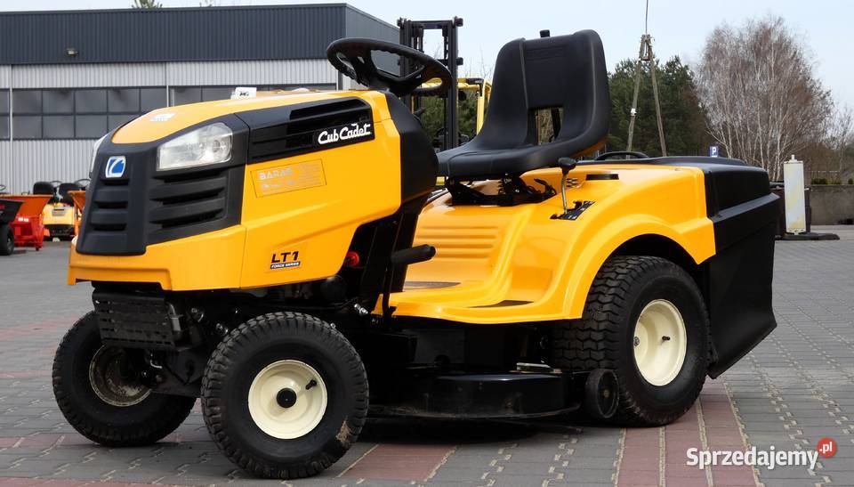 Traktorek kosiarka Cub Cadet LT1 92 Pompa oleju łódzkie Świnice Warckie