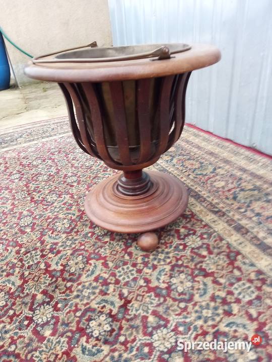 Kwietnik sprzedam Borówno