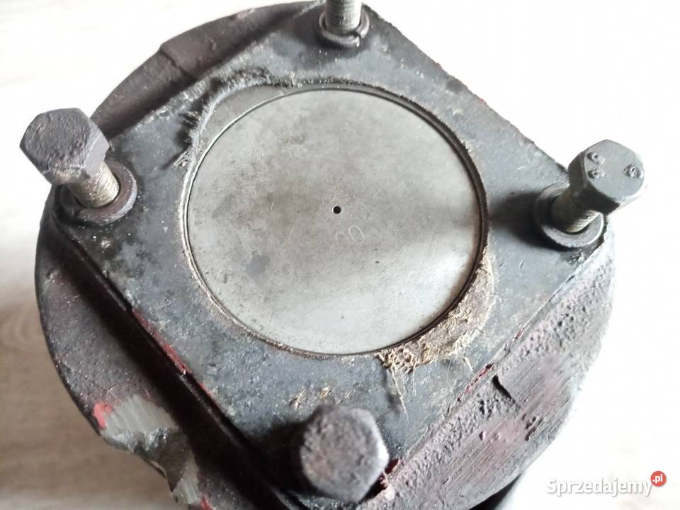 Ursus C330 sprężarka powietrza Stalowa Wola sprzedam