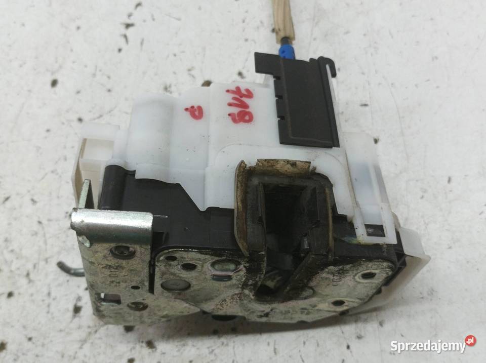 ZAMEK DRZWI PRAWY PRZÓD 51810883 Fiat Doblo II