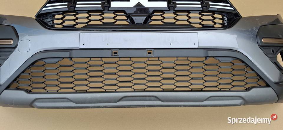 DACIA SANDERO 3 III STEPWAY ZDERZAK PRZÓD osobowe Bieleń