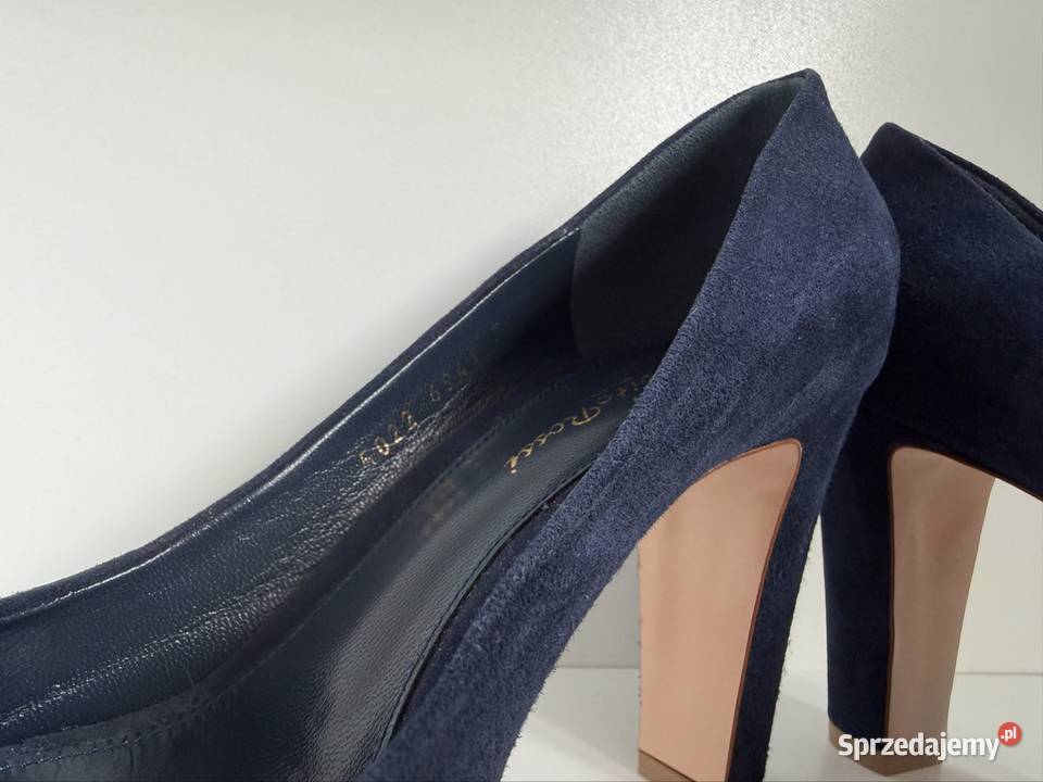 Boskie Zamszowe Gianvito Rossi peeptoe niebieski Jelenia Góra sprzedam