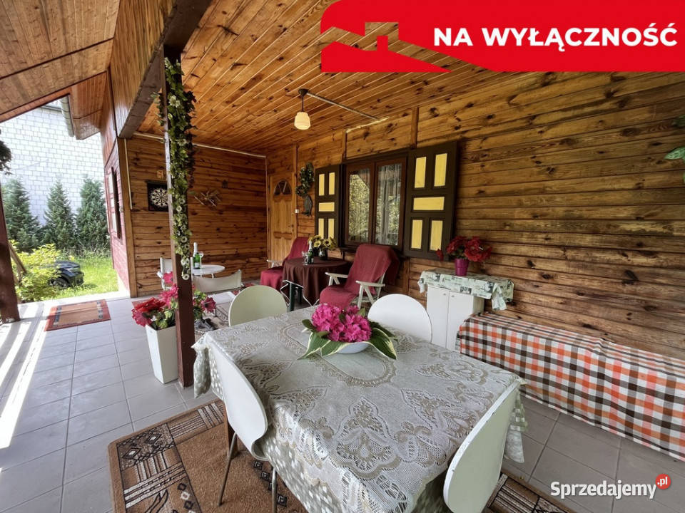 Dom wykonany z drewna w Lipie Miklas gm Lipsko Lipa-Miklas