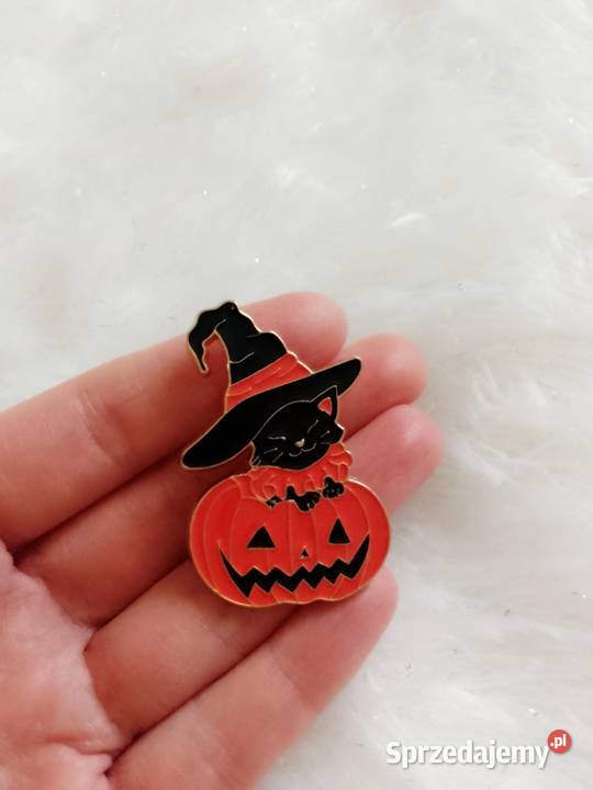 Broszka pin przypinka kot w dyni Halloween małopolskie Olkusz