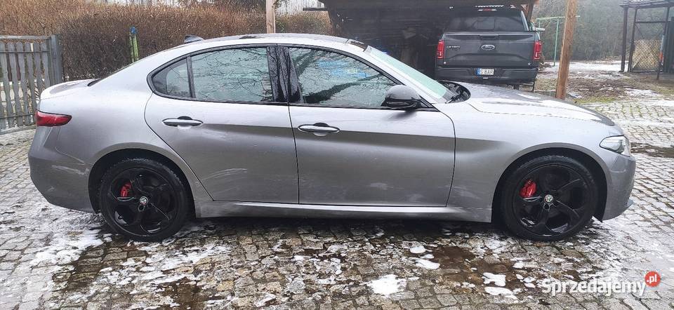 Alfa Romeo giulia Q4 gniazdo USB śląskie Bielsko-Biała sprzedam