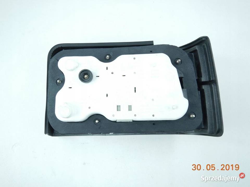 LAMPA LEWA TYLNA TYŁ HYUNDAI EXCEL 86r osobowe