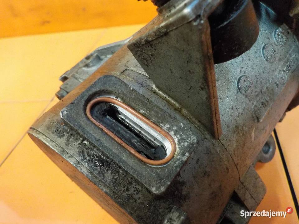 BMW E90 330i E60 30 B 06r 258 N52 pompa wody Suków sprzedam