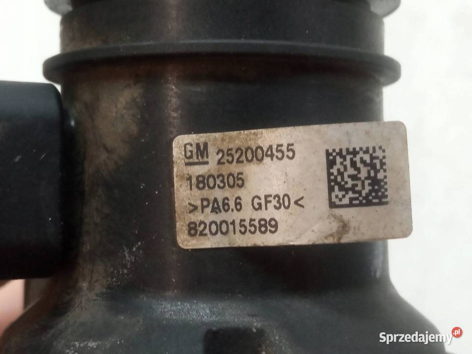 OBUDOWA TERMOSTATU 25200455 14 TURBO Opel Astra