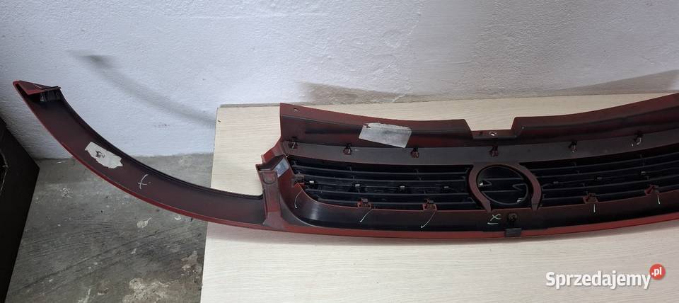Atrapa Grill Opel Vivaro Karoseria Sandomierz sprzedam