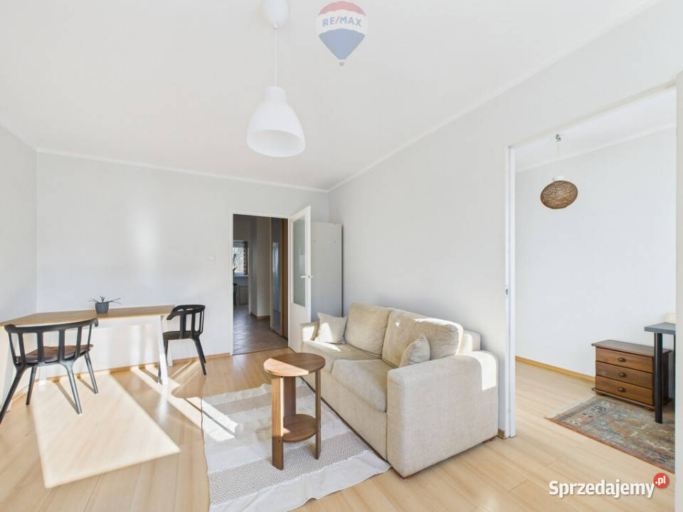 3pokojowe Bielany 1972 Kochanowskiego 14 oddzielna kuchnia Warszawa