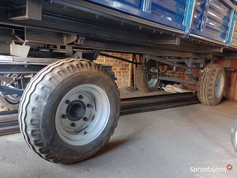 Przyczepa rolnicza wywrotka