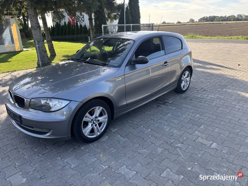 BMW seria1 2009 manualna Sobiesiernie