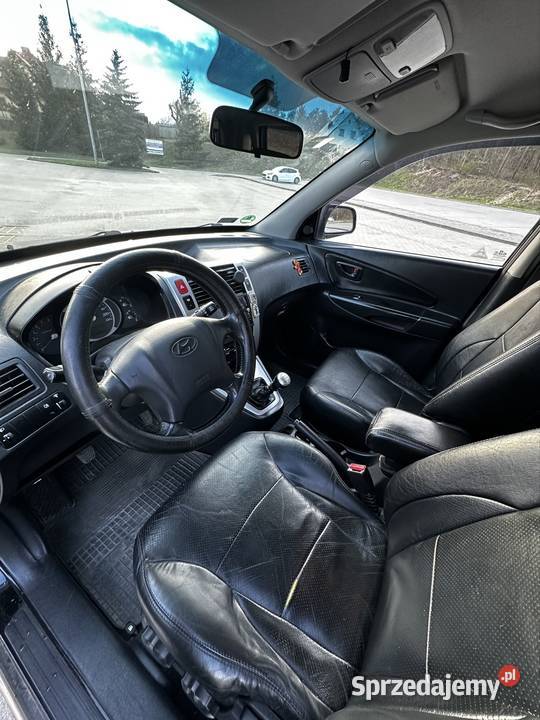 Hyundai Tucson 20 CRDI 2007r 2 komplety kół rury SUV podkarpackie