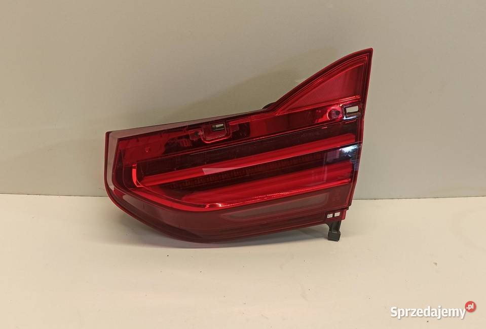 BMW 7 G11 LAMPA PRAWY TYŁ W KLAPE 7342968