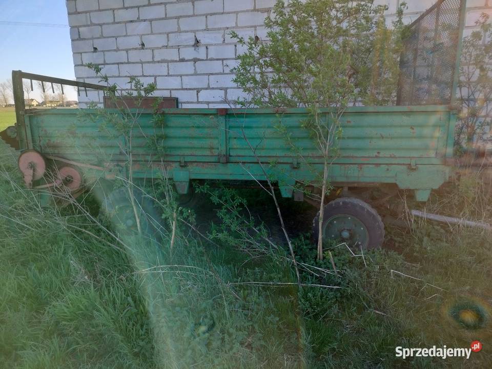 Rozrzutnik 35 t dwuosiowy z bokami do kukurydzy