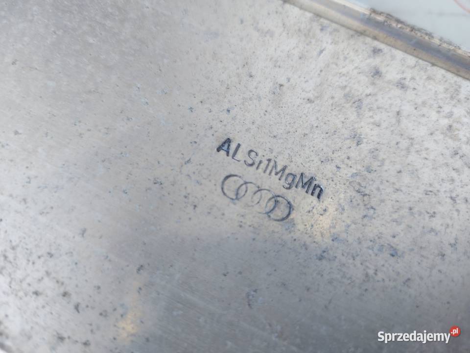 AUDI Q3 I 13r belka przednia zderzaka osobowe Kielce sprzedam