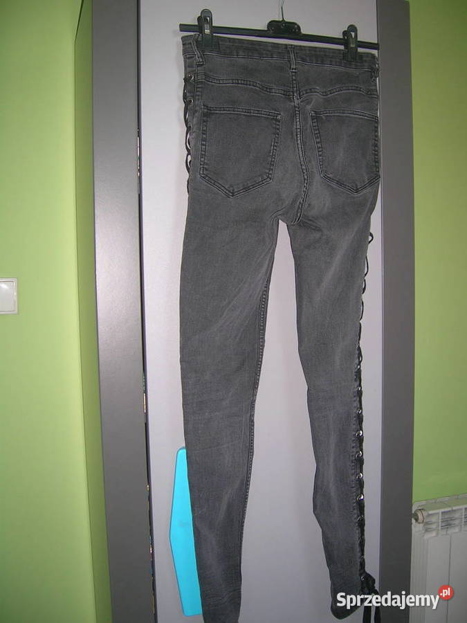 Spodnie dżinsowe 36 Divided 20 czarny Spodnie